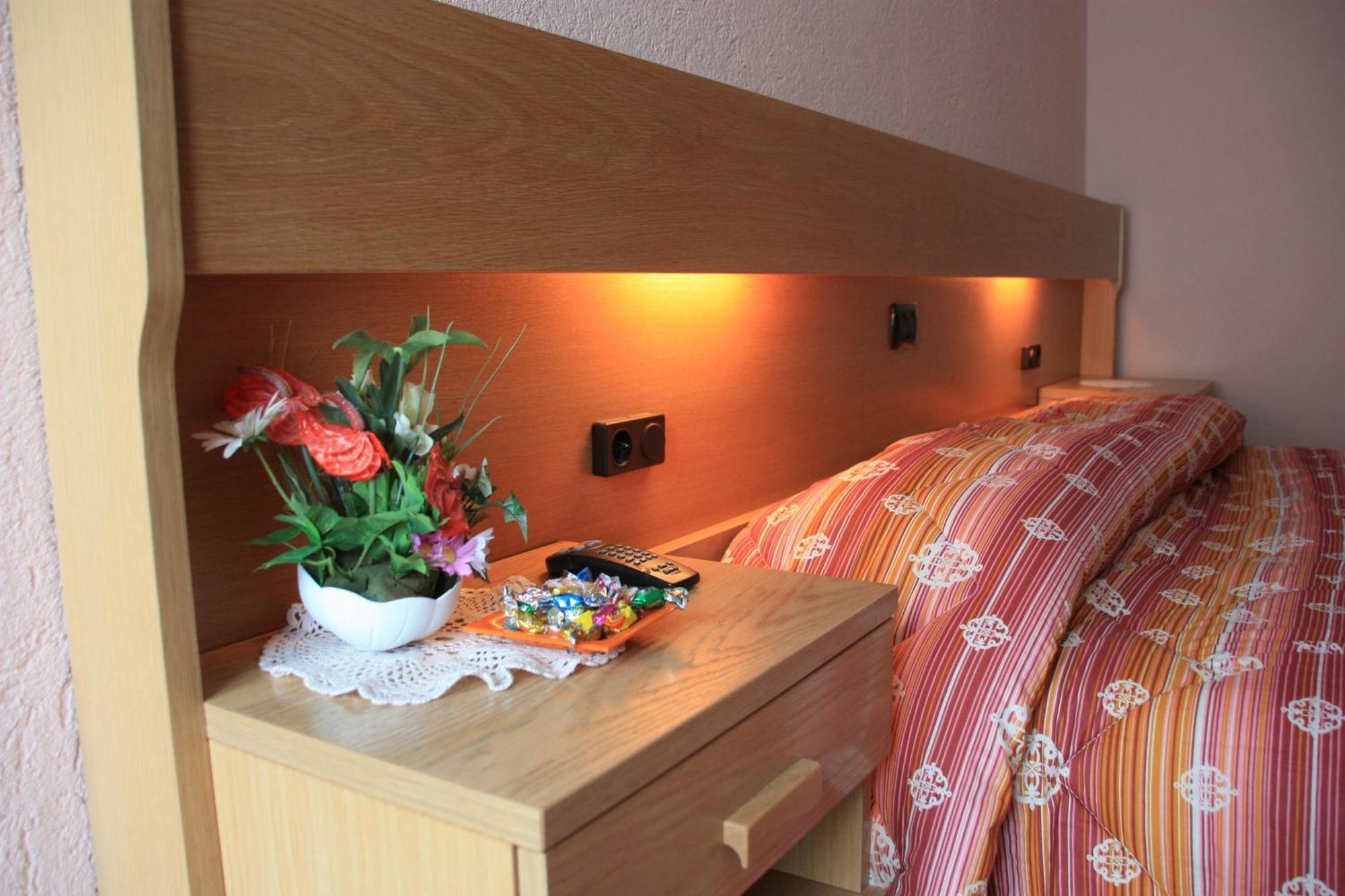 Hotel Bellevue Gignod ภายนอก รูปภาพ